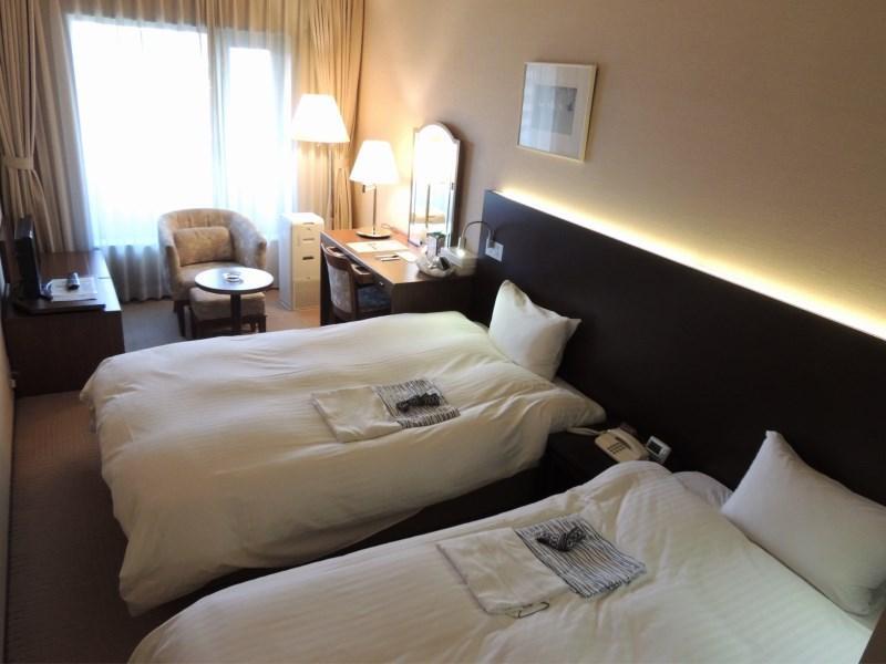 Nakanoshima Plaza Hotel Osaka Esterno foto